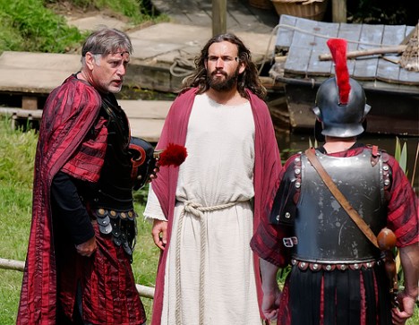 7421096612_0bfeb03406